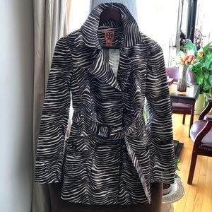 😱PRICE DROP😱 Tory Burch Zebra Print Trench